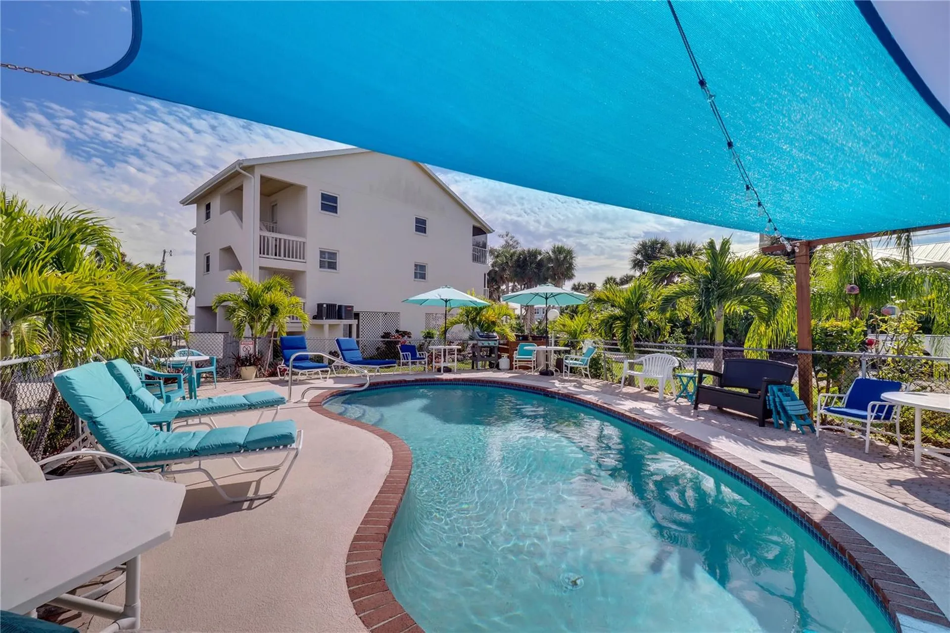 5031 N Beach Road Englewood FL 34223