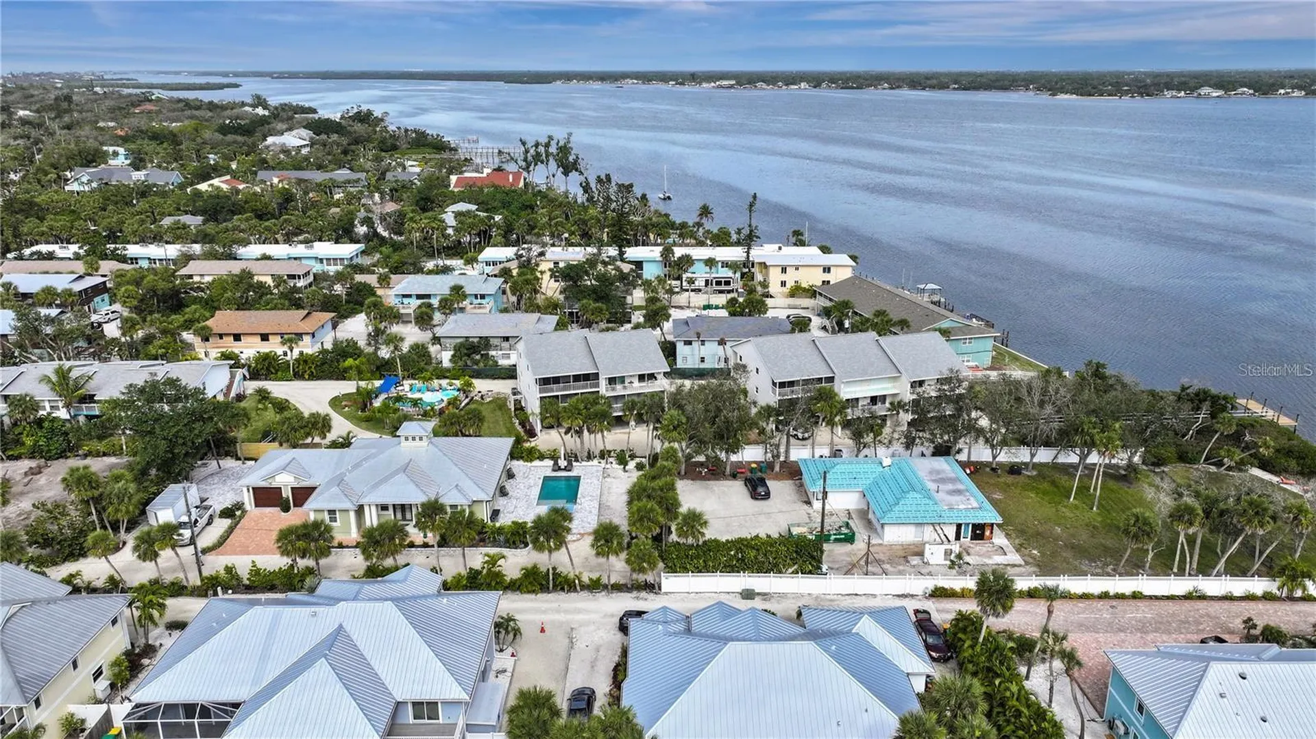 5031 N Beach Road Englewood FL 34223