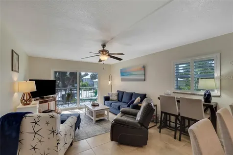 5031 N Beach Road Englewood FL 34223