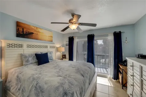 5031 N Beach Road Englewood FL 34223