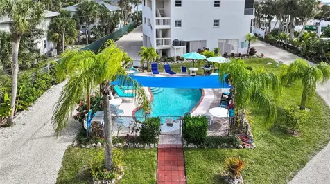 5031 N Beach Road Englewood FL 34223