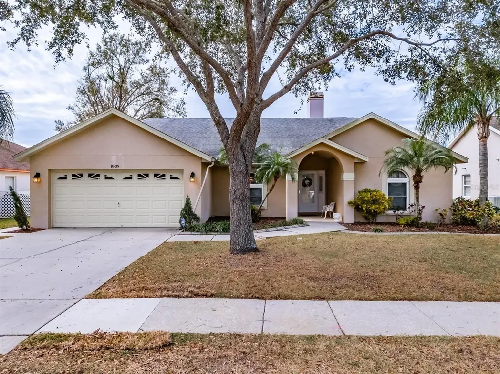 1809 Citrus Orchard Way Valrico FL 33594