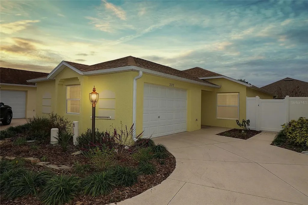 2078 Pink Blossom Court The Villages FL 32162