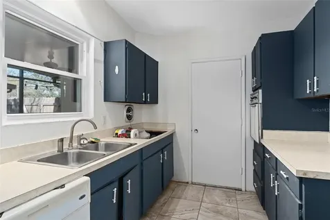 402 Oak Lynn Drive Orlando FL 32809