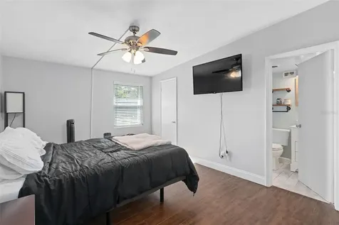 402 Oak Lynn Drive Orlando FL 32809