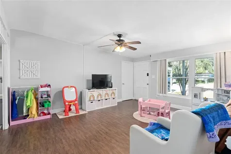 402 Oak Lynn Drive Orlando FL 32809