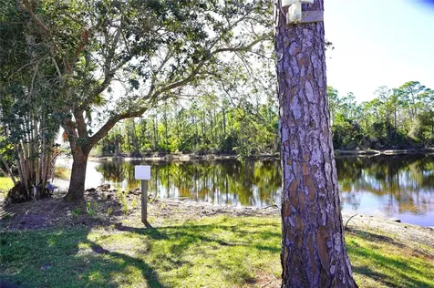 1999 Kings Highway Punta Gorda FL 33980