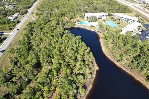 1999 Kings Highway Punta Gorda FL 33980