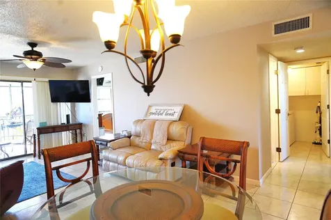 1999 Kings Highway Punta Gorda FL 33980
