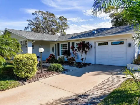 122 Stafford Drive Palm Harbor FL 34684