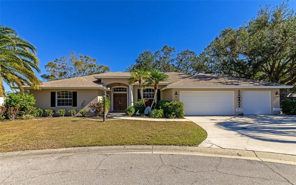 5650 Country Walk Lane Sarasota FL 34233