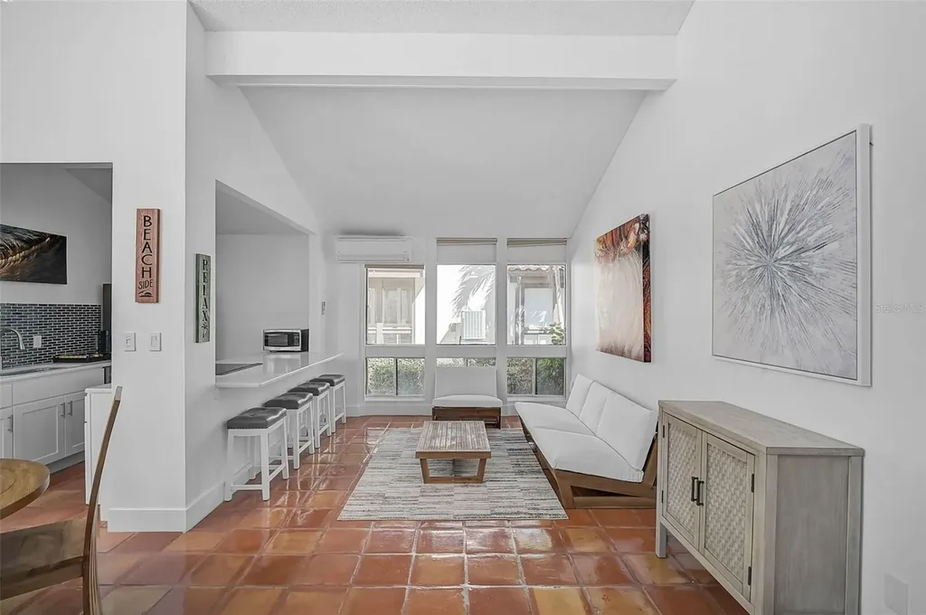 800 S Boulevard Of Presidents Sarasota FL 34236