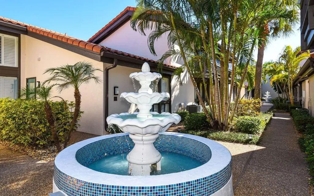 800 S Boulevard Of Presidents Sarasota FL 34236