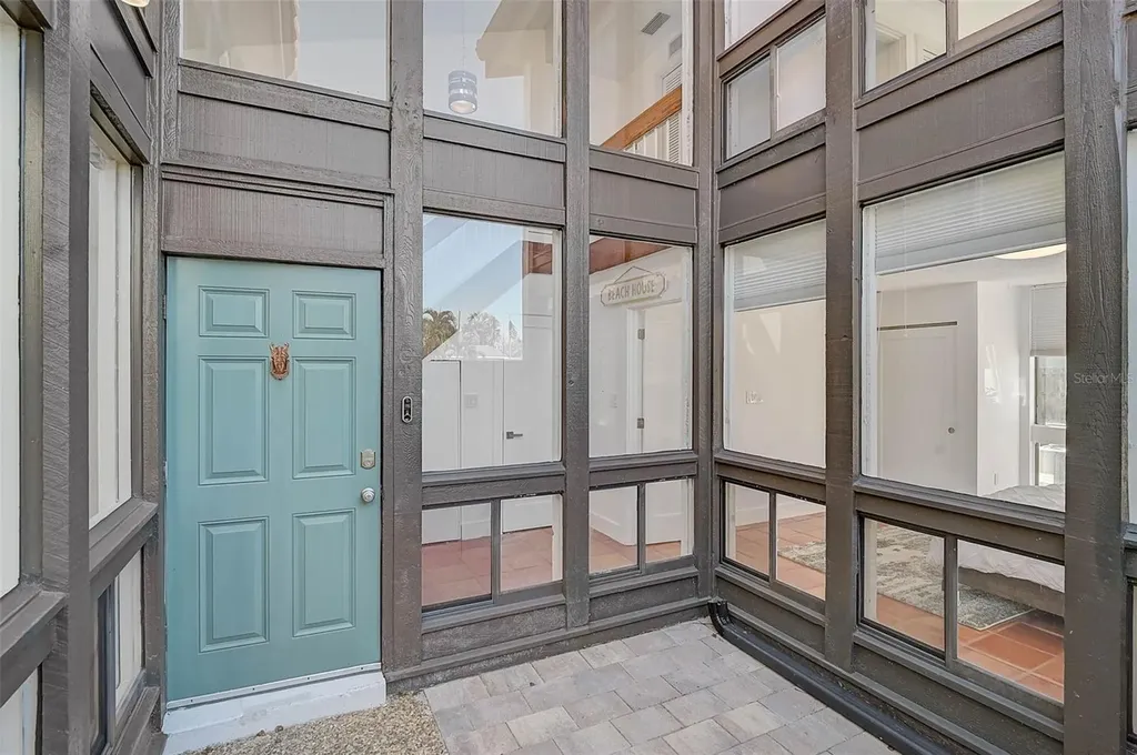 800 S Boulevard Of Presidents Sarasota FL 34236