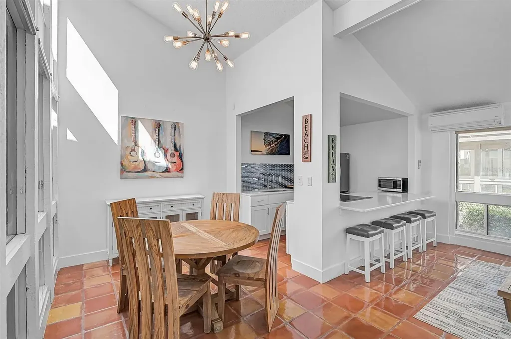 800 S Boulevard Of Presidents Sarasota FL 34236