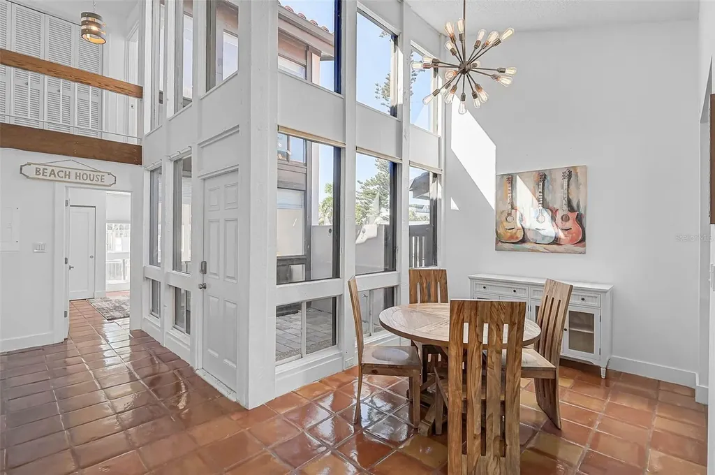 800 S Boulevard Of Presidents Sarasota FL 34236