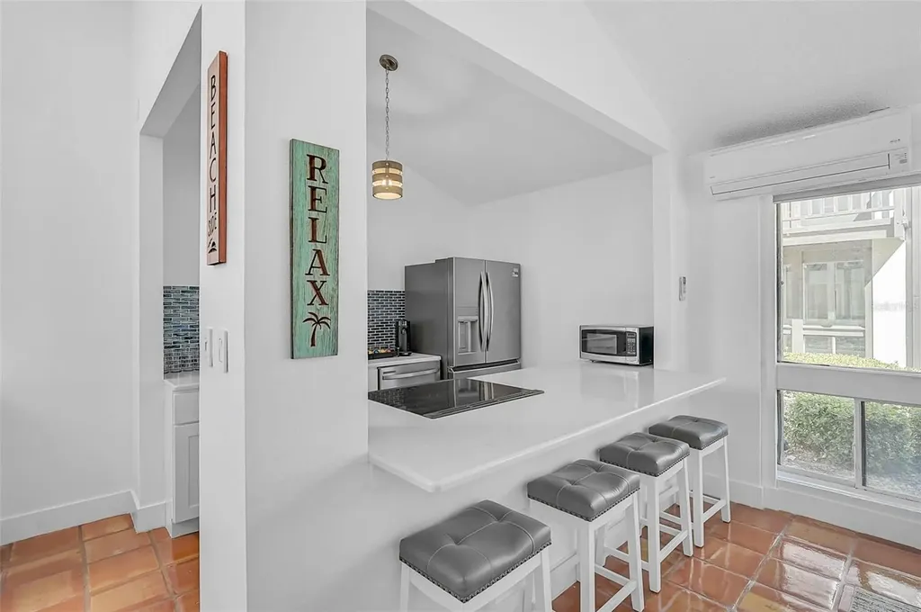 800 S Boulevard Of Presidents Sarasota FL 34236