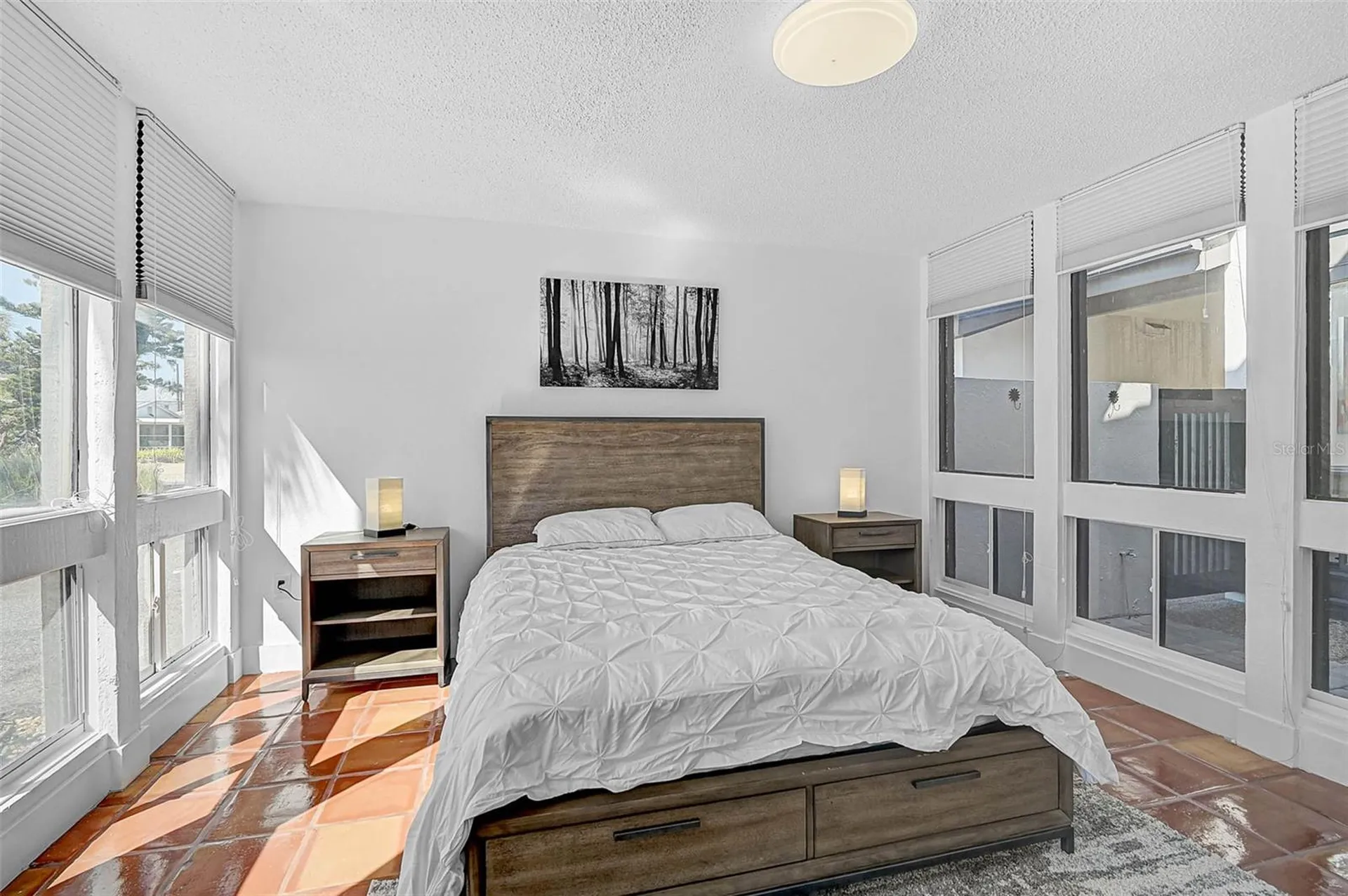 800 S Boulevard Of Presidents Sarasota FL 34236