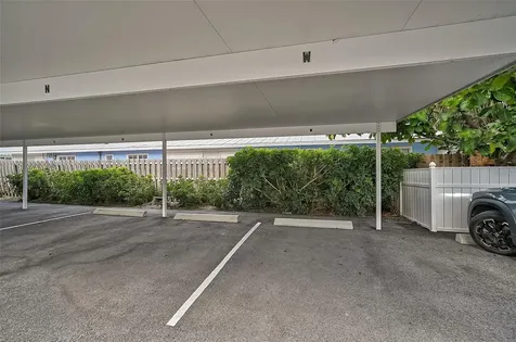 800 S Blvd Of Presidents Sarasota FL 34236