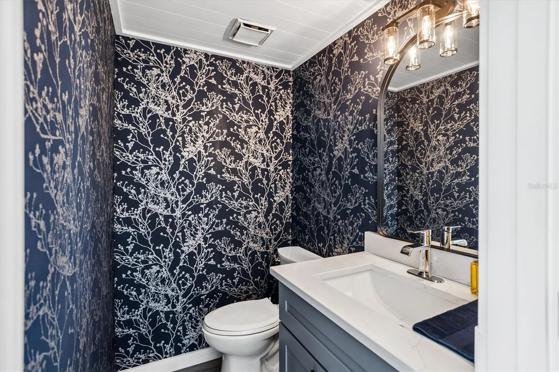4712 Stonepointe Place Tampa FL 33634