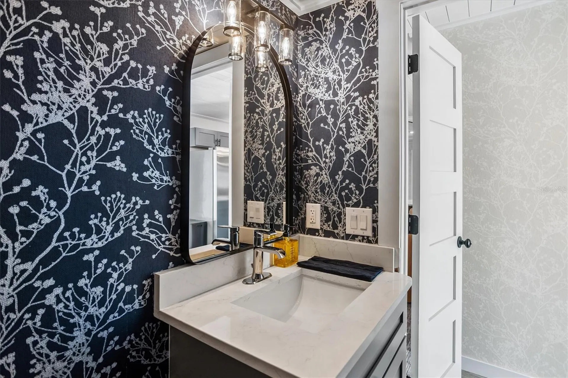 4712 Stonepointe Place Tampa FL 33634