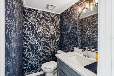 4712 Stonepointe Place Tampa FL 33634