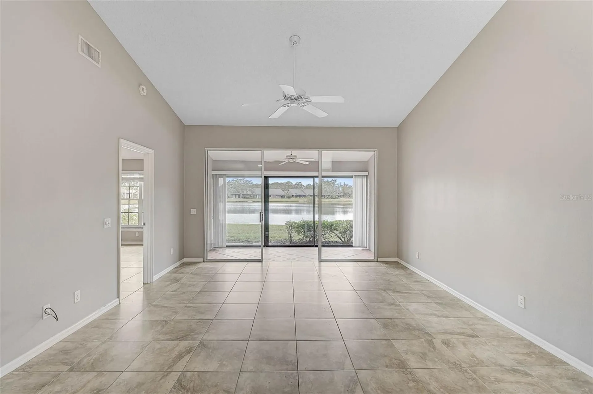 7146 Lakeside Drive Sarasota FL 34243