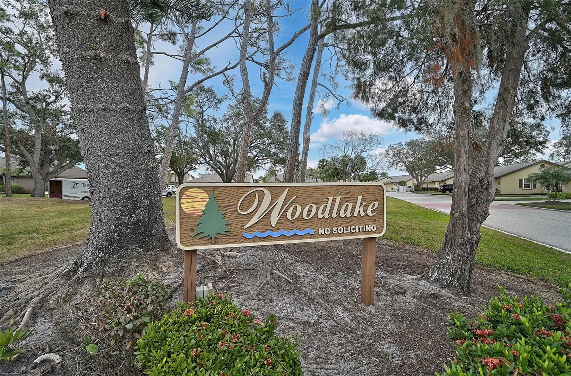 7146 Lakeside Drive Sarasota FL 34243