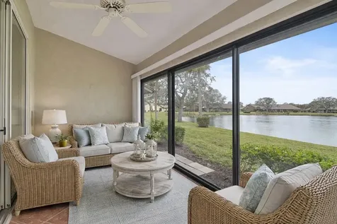 7146 Lakeside Drive Sarasota FL 34243