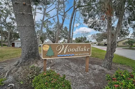 7146 Lakeside Drive Sarasota FL 34243