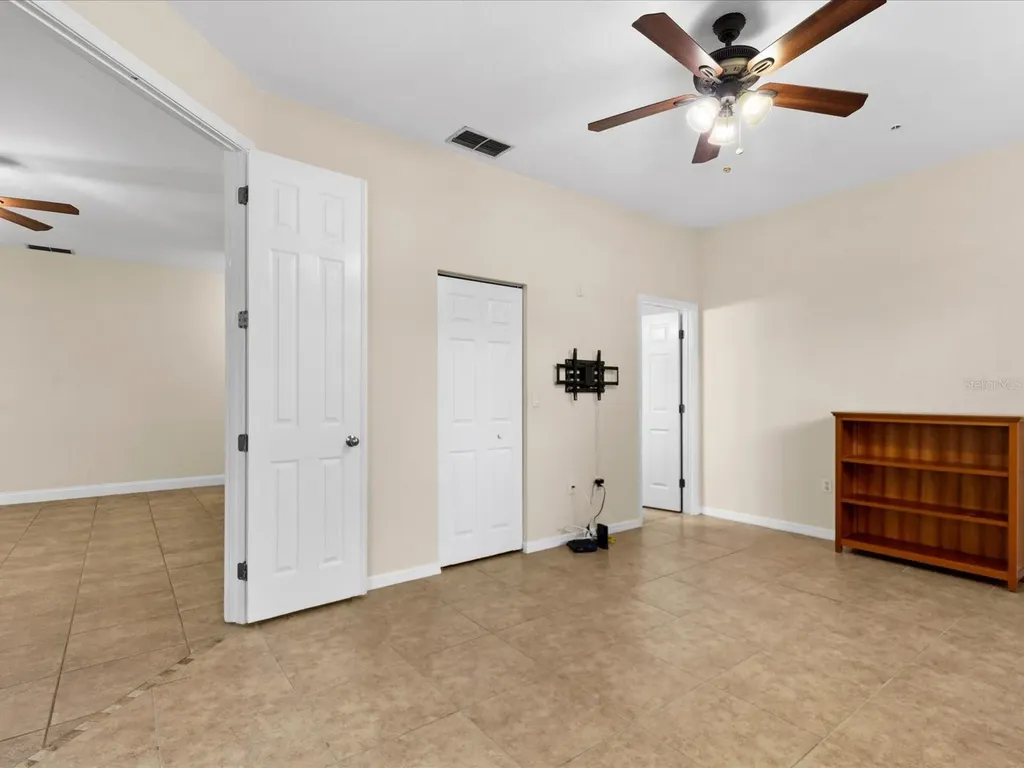 5041 Sunridge Palms Drive Tampa FL 33617