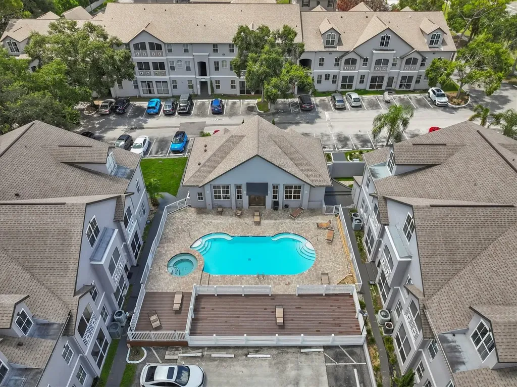 5041 Sunridge Palms Drive Tampa FL 33617