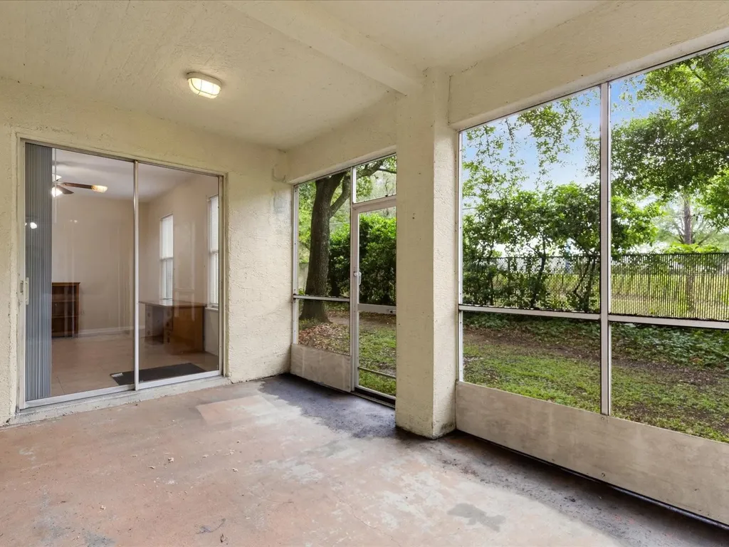 5041 Sunridge Palms Drive Tampa FL 33617