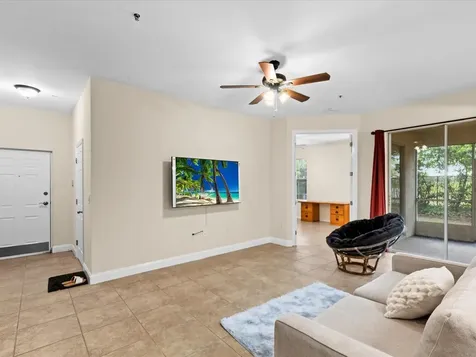 5041 Sunridge Palms Drive Tampa FL 33617
