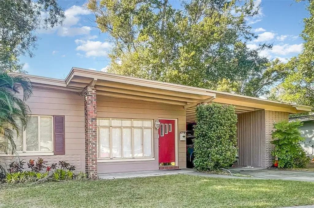525 S Lakemont Avenue Winter Park FL 32792