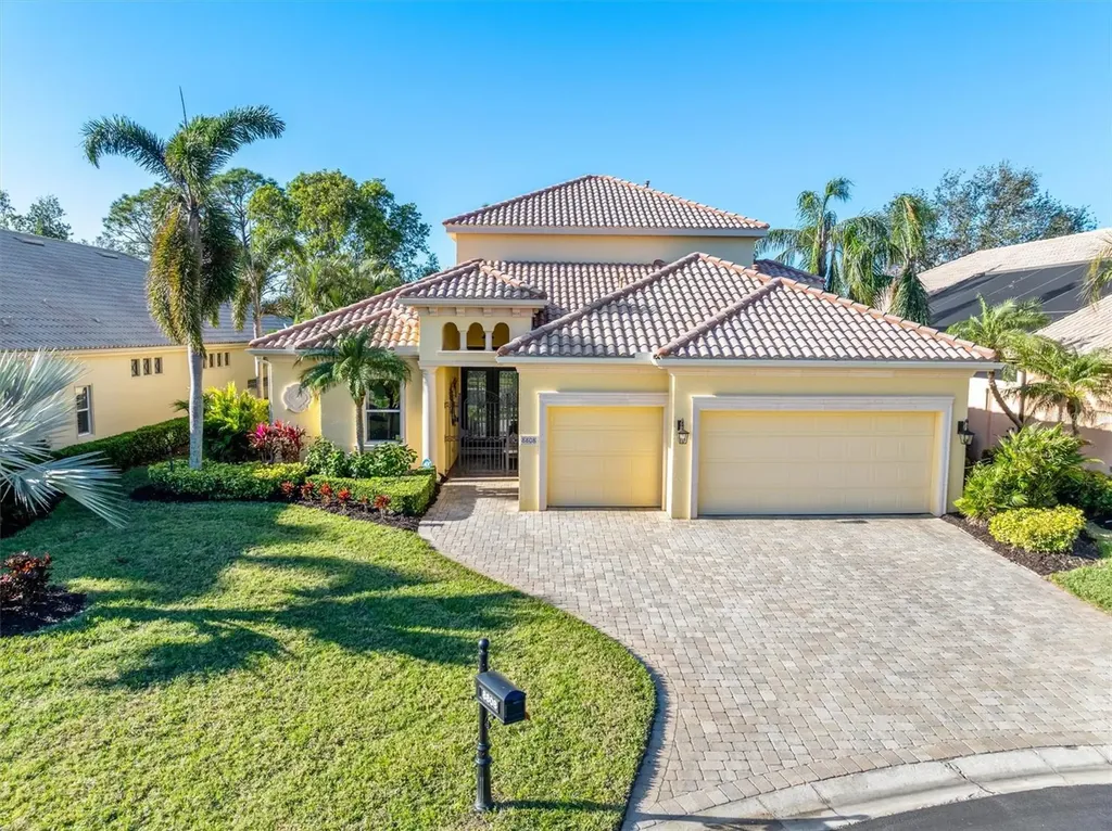 8808 Enclave Court Sarasota FL 34238