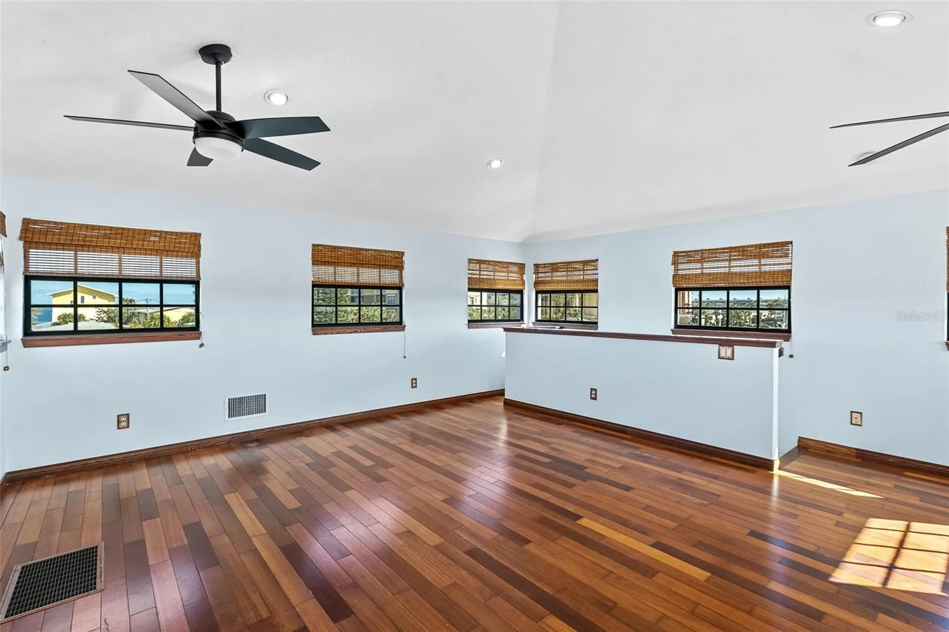 3726 S Atlantic Avenue New Smyrna Beach FL 32169
