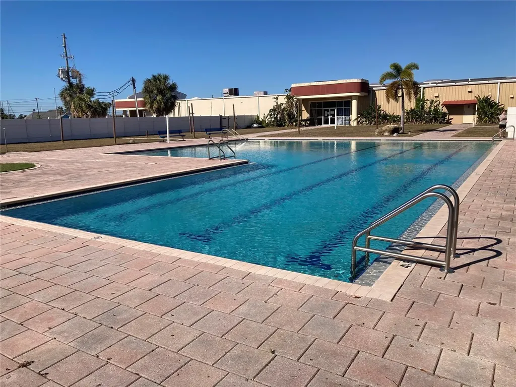 4900 Us Highway 19 New Port Richey FL 34652