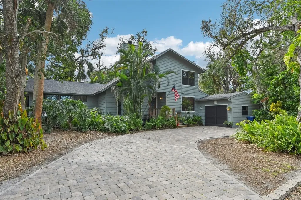 1702 Spoonbill Drive Nokomis FL 34275