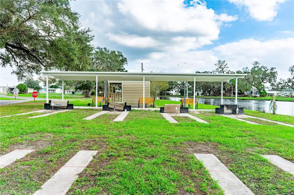 5348 Jo Zephyrhills FL 33542