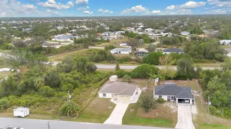 4944 Alseir Road North Port FL 34288