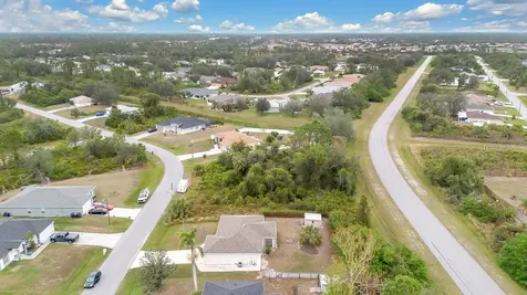 4944 Alseir Road North Port FL 34288