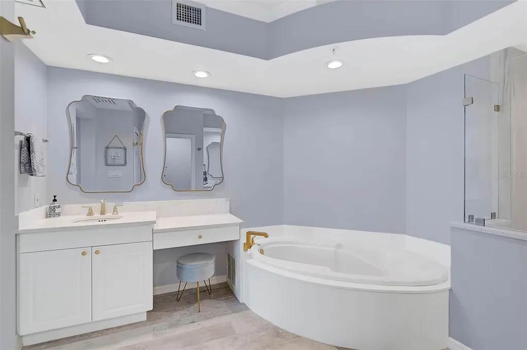 385 N Point Road Osprey FL 34229