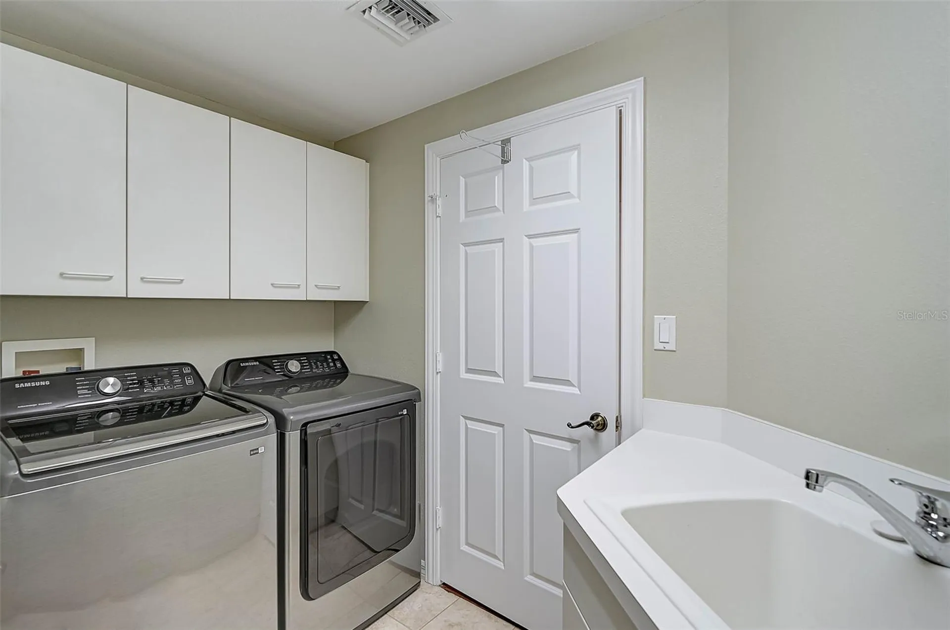 385 N Point Road Osprey FL 34229