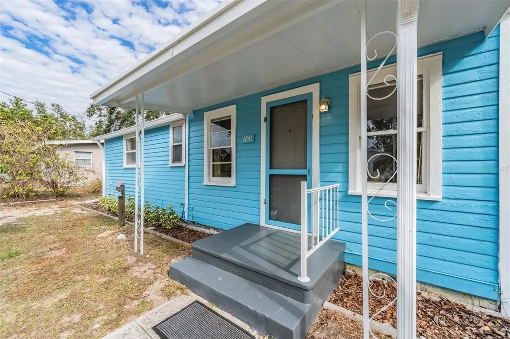 1841 Overbrook Avenue Clearwater FL 33755