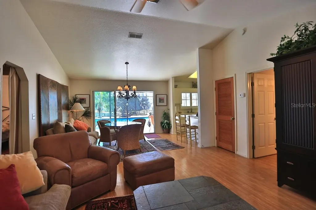 12853 NW 90th Avenue Reddick FL 32686