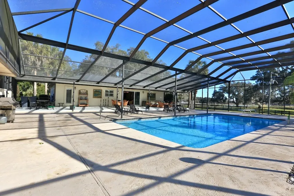 12853 NW 90th Avenue Reddick FL 32686