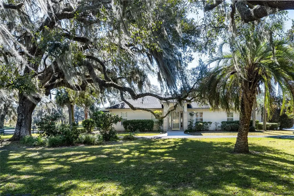 12853 NW 90th Avenue Reddick FL 32686