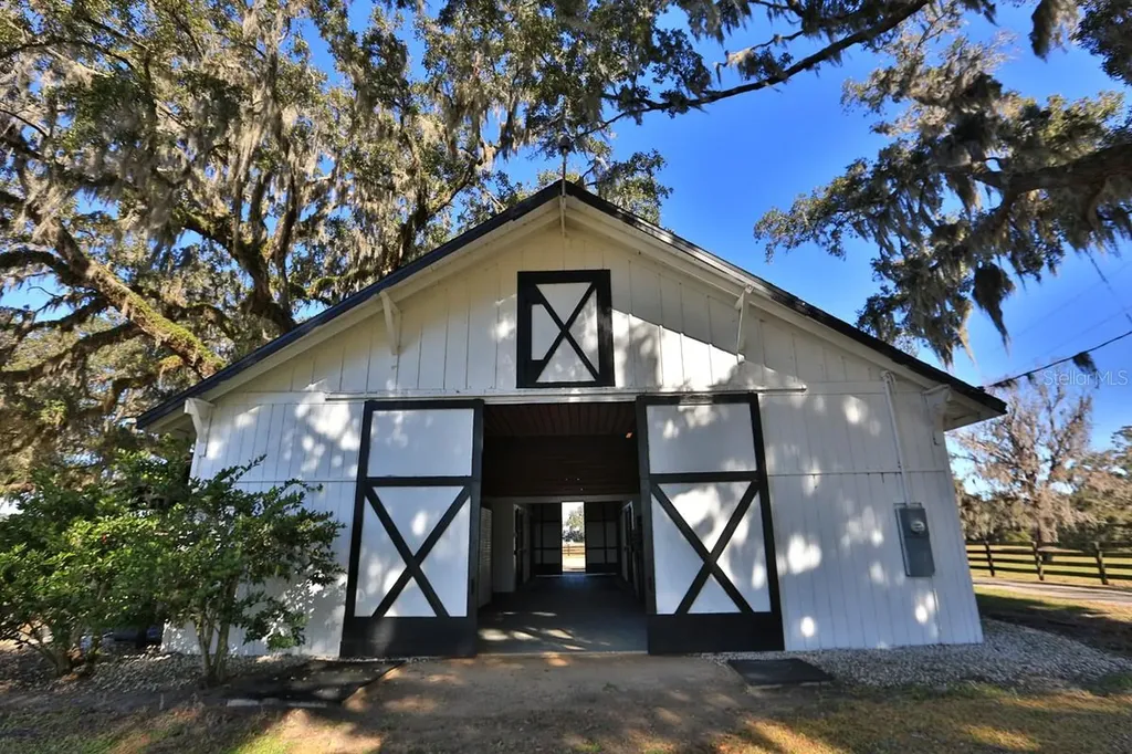 12853 NW 90th Avenue Reddick FL 32686