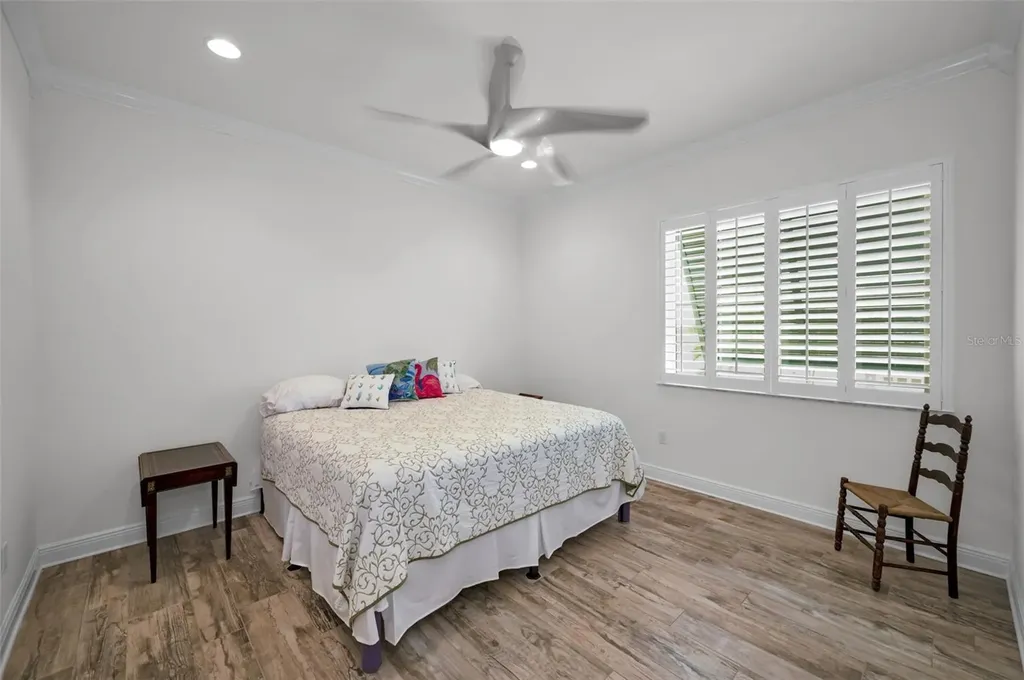 11325 5th Street E Treasure Island FL 33706